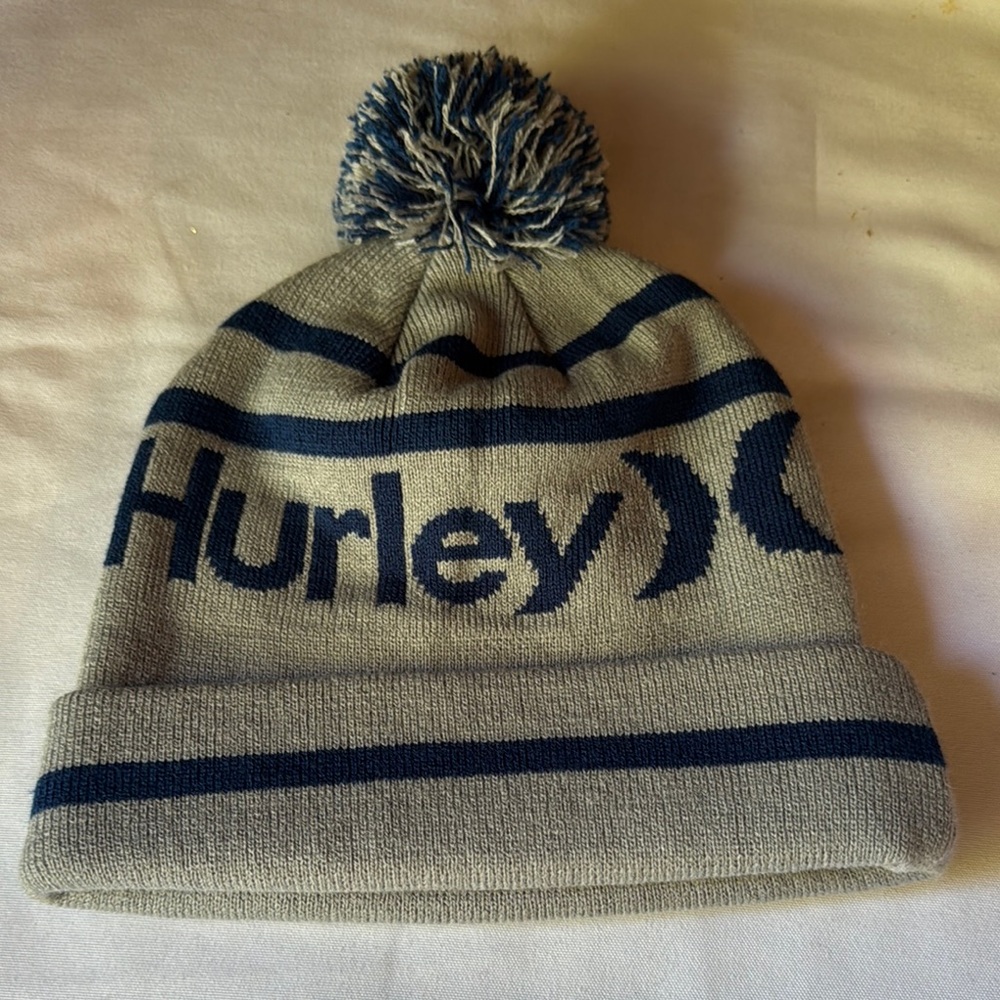 Men’s Hurley Beanie Gray and Navy Beanie with Pom-Pom